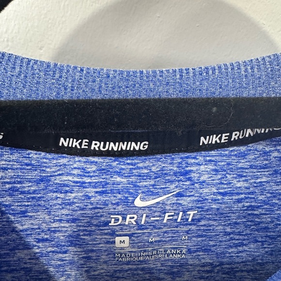 Nike Women’s Blue Long Sleeve Tee - Picture 6 of 7